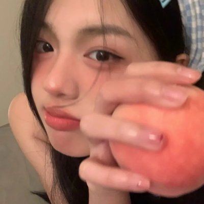 伏狮艶后